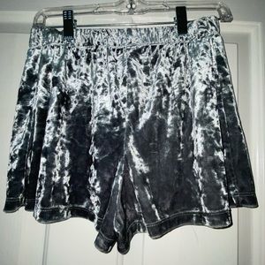 forever 21 crushed velvet lounge shorts size m